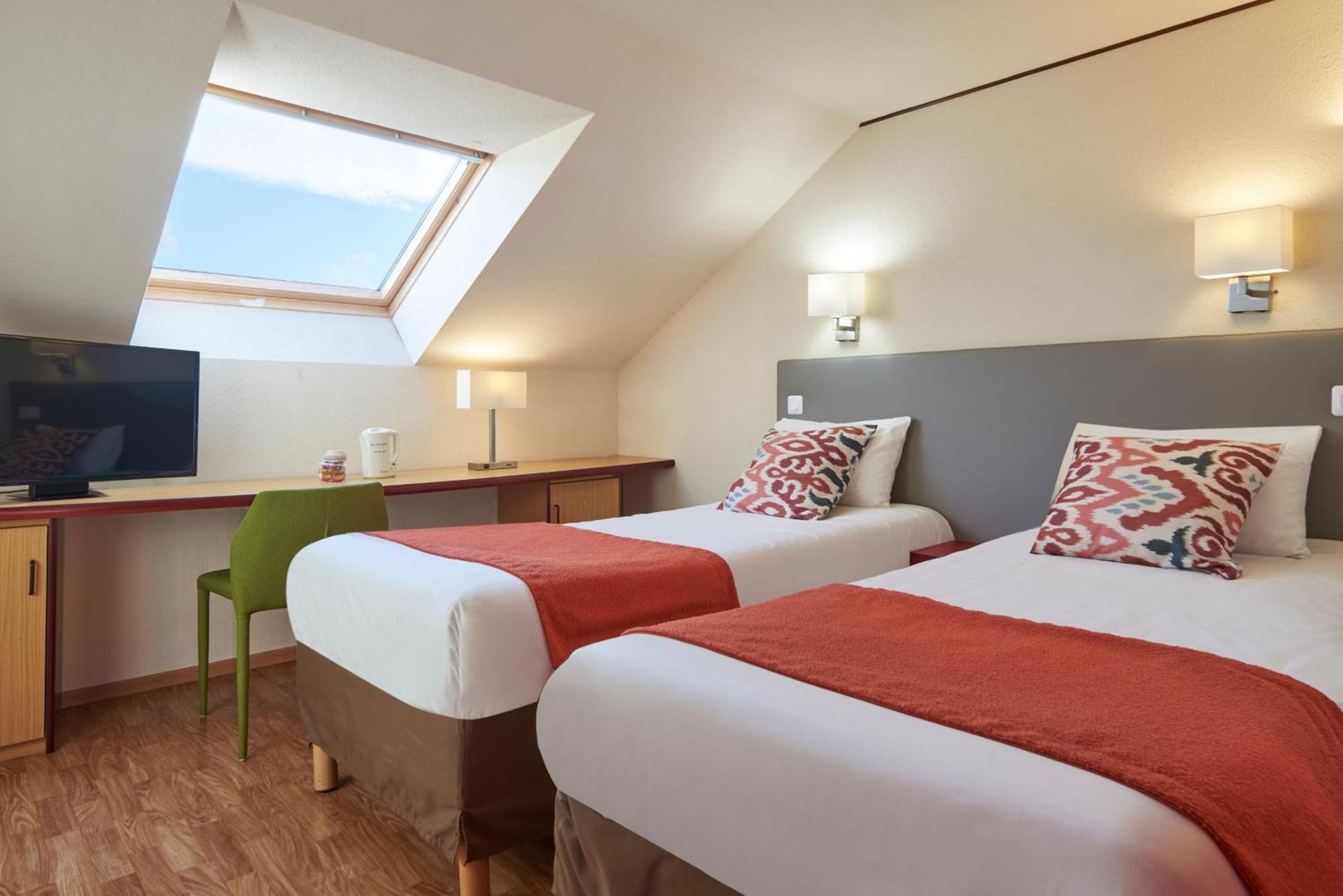 The Originals City, Hotel A Pic, Cherbourg Экстерьер фото